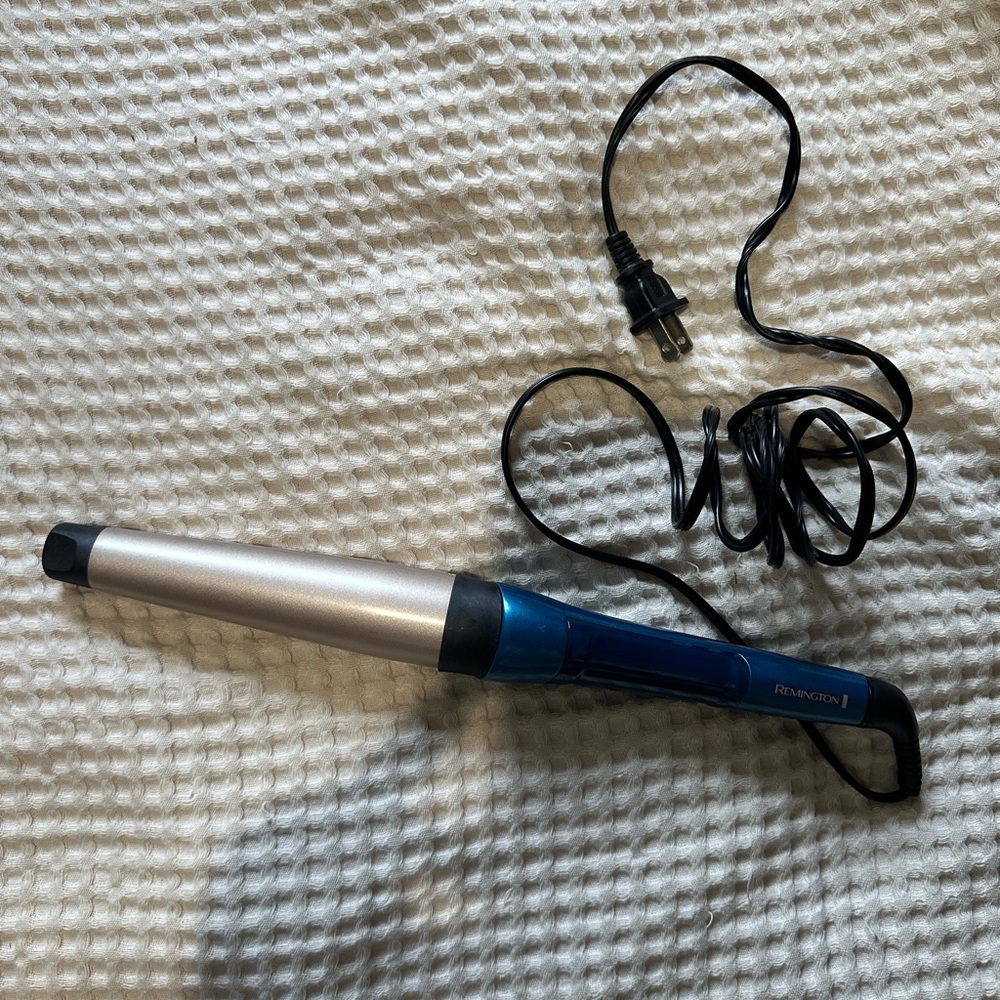 Remington Blue and Silver Hair Styling Wand